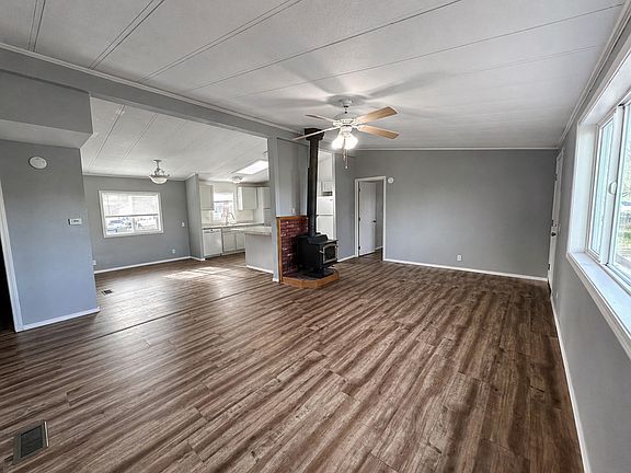 4th image of 536 Cheery Lynn Rd