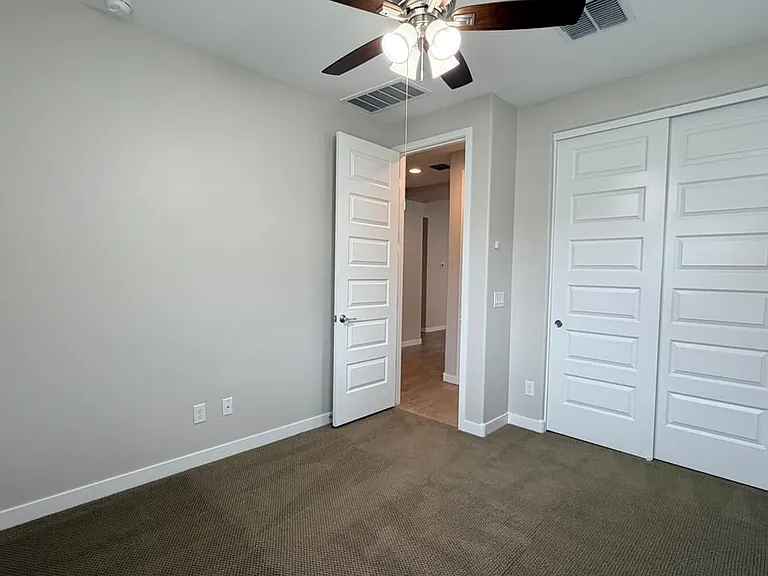 1614 W Corral Rd — Photo 9