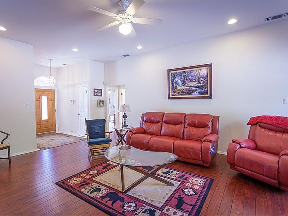 4th image of 2 Kensington Ct