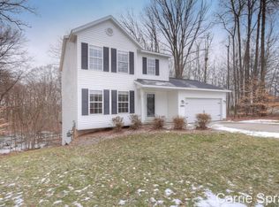 15090 Treevalley Dr, Cedar Springs, MI 49319