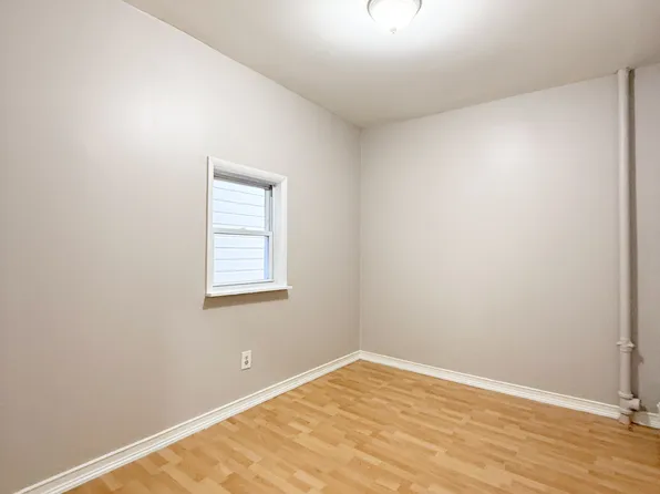 25-55 23rd Street image 23 of 28