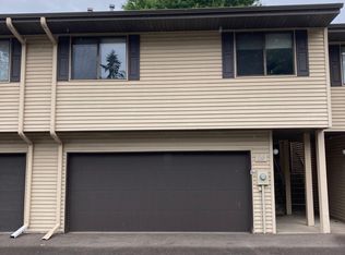 1369 4th St W, Hastings, MN 55033