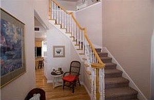 entry with curved stair