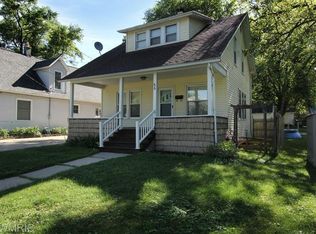 66 S Monroe St, Rockford, MI 49341