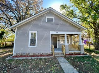916 W 45th St, North Little Rock, AR 72118