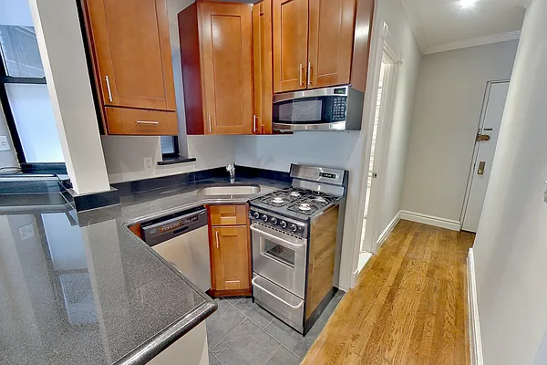 Rented by Centennial Properties NY | media 3