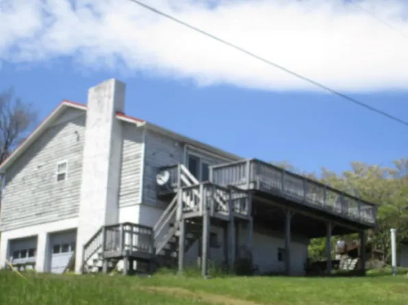 99 Saint Moritz Dr, Fancy Gap, VA 24328