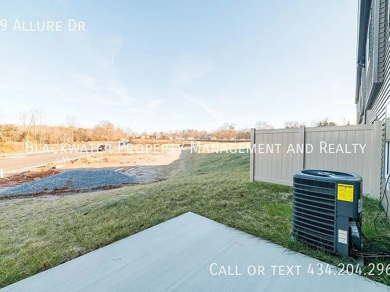 69 Allure Dr — Photo 28