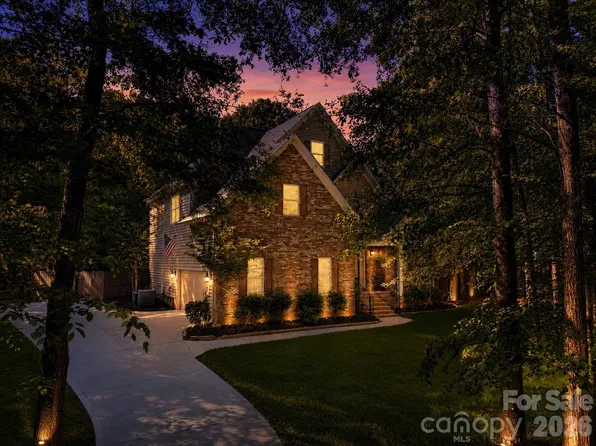 734 Lynnwood Farms Dr, Fort Mill, SC 29715
