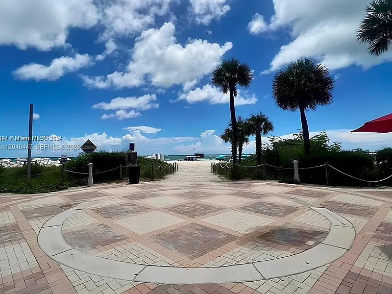 2899 Collins Ave #905 — Photo 24