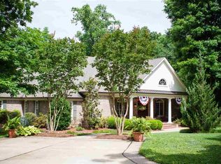 4 Carters Grv, Jackson, TN 38305