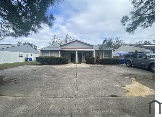 3rd image of 1832 Crystal Grove Dr