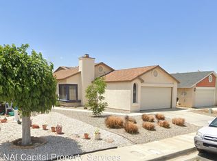 12258 Pluto Dr, Victorville, CA 92392