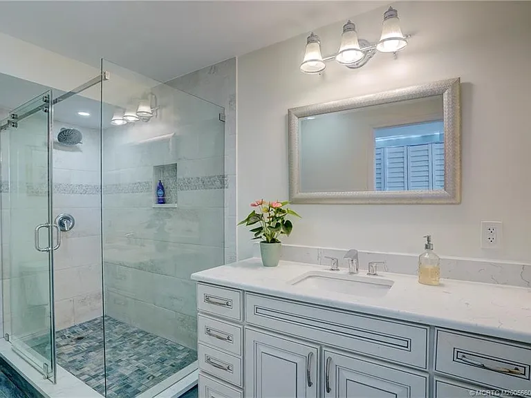 10410 S Ocean Dr #209 — Photo 15
