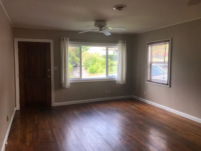 1207 Hanover St #A — Photo 4