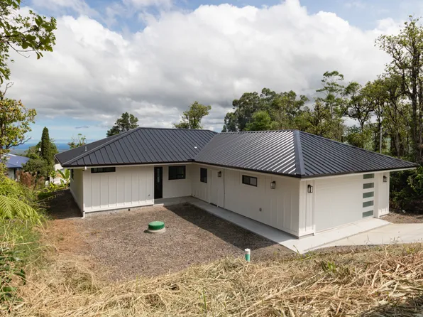 25-70 Malumalu St, Hilo, HI 96720