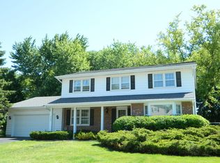 4285 Dixon Dr, Hoffman Estates, IL 60192