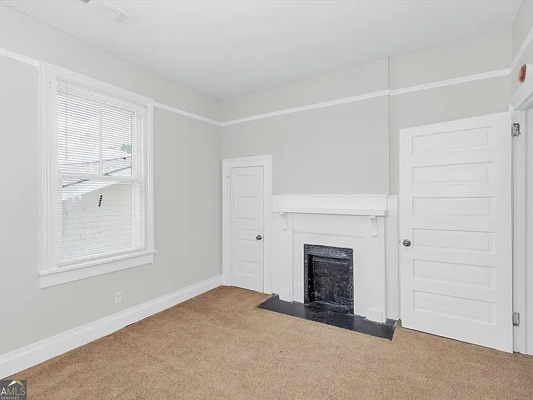 211 Broad St — Photo 13