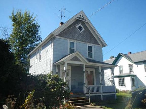 3rd image of 10 Duane St