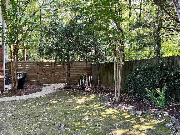 2nd image of 1801 Dry Creek Cir