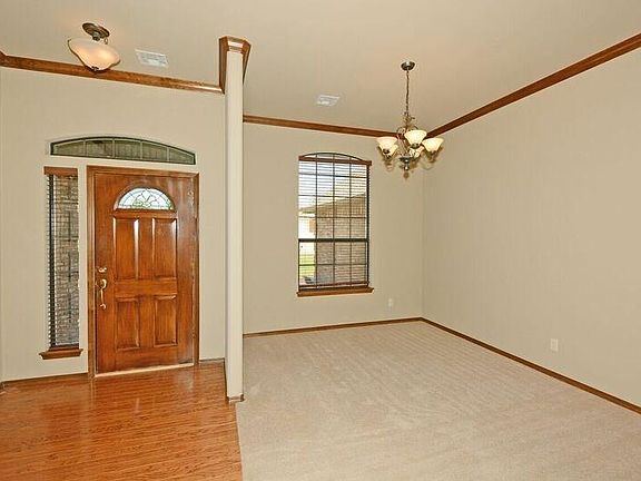 4th image of 841 Golden Pond Dr