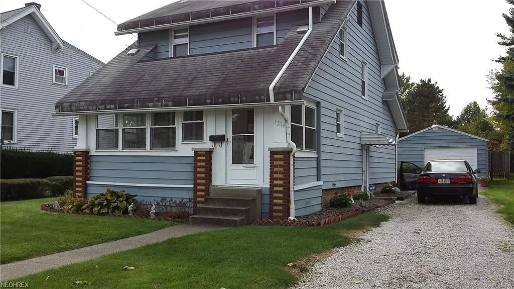 1314 Onondago Ave photo 1