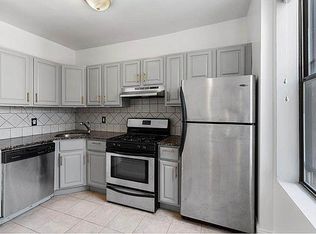 1643 8th Ave #4B, Brooklyn, NY 11215