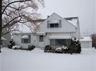 417 E 307th St, Willowick, OH 44095