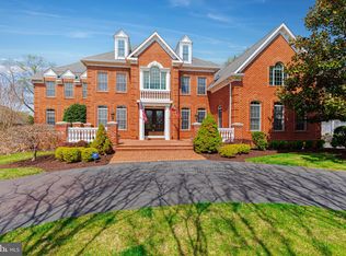 10100 Gary Rd, Potomac, MD 20854