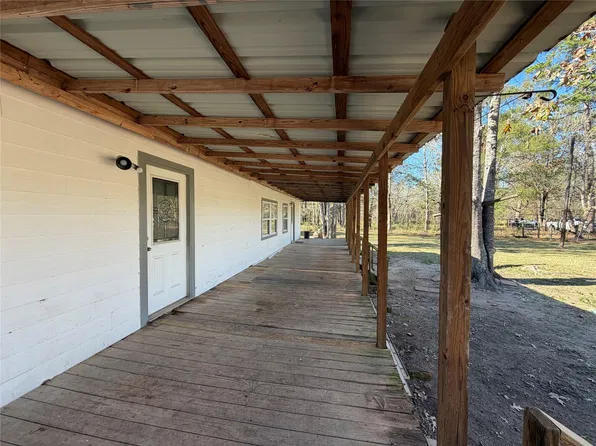 397 County Road 2117, Cleveland, TX 77327
