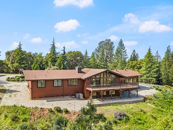 2nd image of 24717 Rodeo Flat Rd