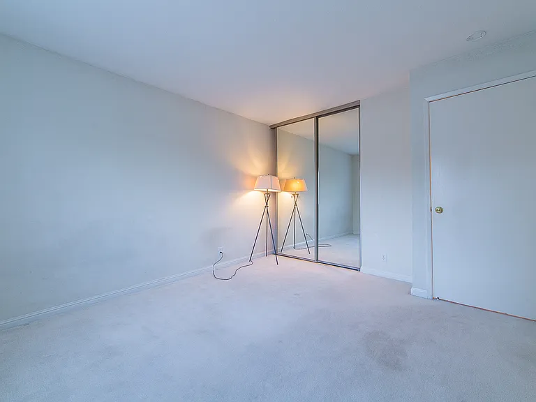 4657 Rothbury Cmn — Photo 26