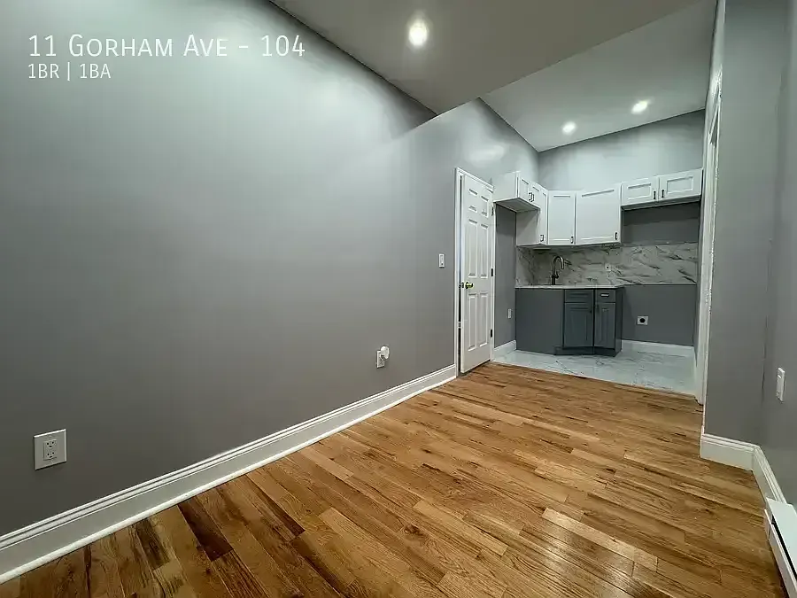 11 Gorham Ave #104 — Photo 3