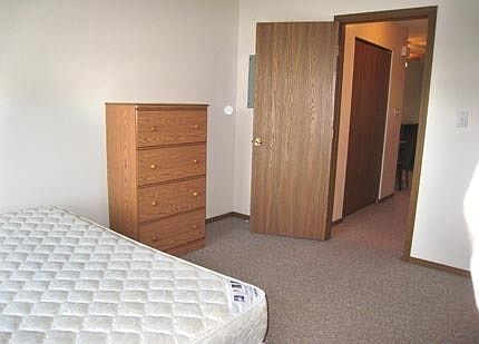 2nd image of 1206 Wesley Ave #4664b8f2d