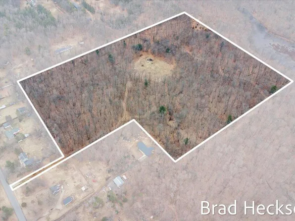 14156 Division Ave NE, Cedar Springs, MI 49319