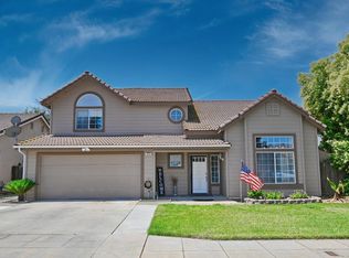 870 N Bush Ave, Clovis, CA 93611