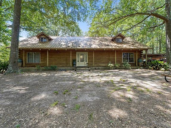 2nd image of 2132 County Road 403