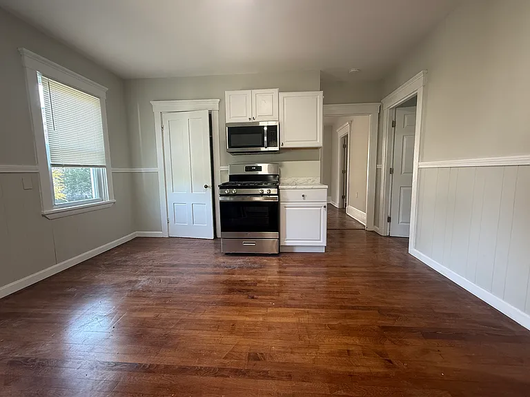 376 Summer St #2 — Photo 5