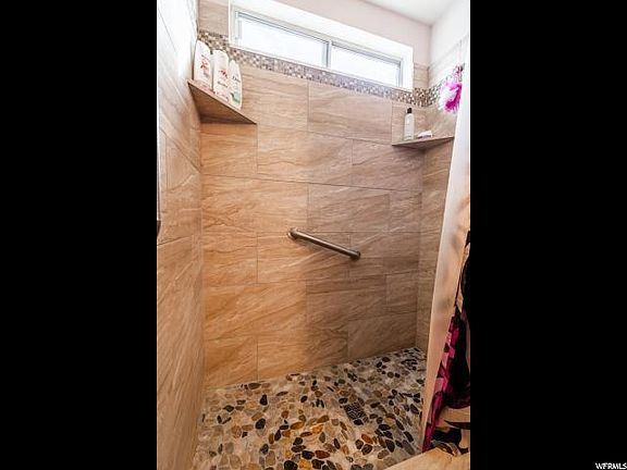 3rd image of 3356 W Tess Ave