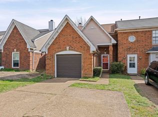 1642 Red Barn Dr, Cordova, TN 38016