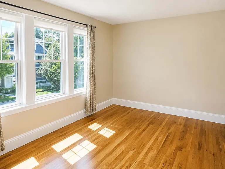 135 Fayerweather St #1 — Photo 5