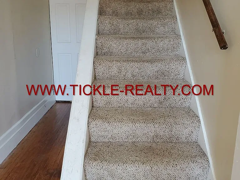20 Tracy St — Photo 2