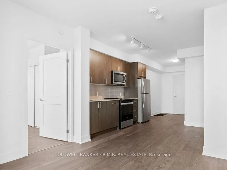 2550 Simcoe St N #2304 — Photo 8