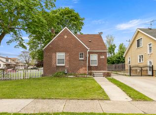 1178 Fort Park Blvd, Lincoln Park, MI 48146