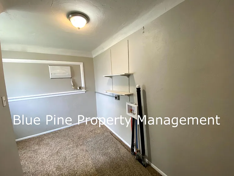 1136 S 2nd Ave #A — Photo 10