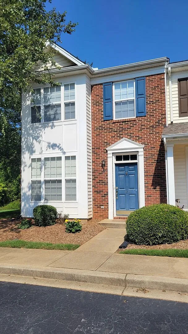 2 Bed, 2.5 Bath Townhome Available in Greer — Photo 1