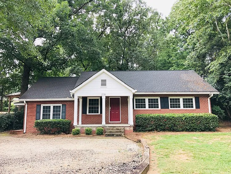 3 bed, 1275 sqft, $2,850 — Photo 1