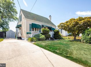 310 Thropp Ave, Hamilton, NJ 08610