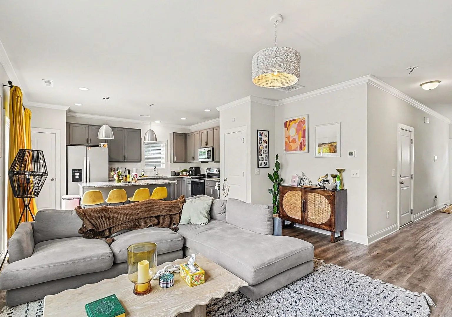 Spacious 3BR House in Charlotte — Photo 4