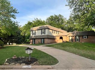 3207 Wren Ln, Enid, OK 73703